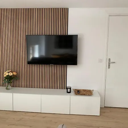 Le Bois Dormans Apartment Exterior photo